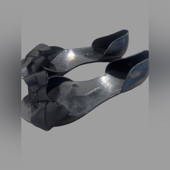 CL BY LAUNDRY flats - Picture 2 of 3